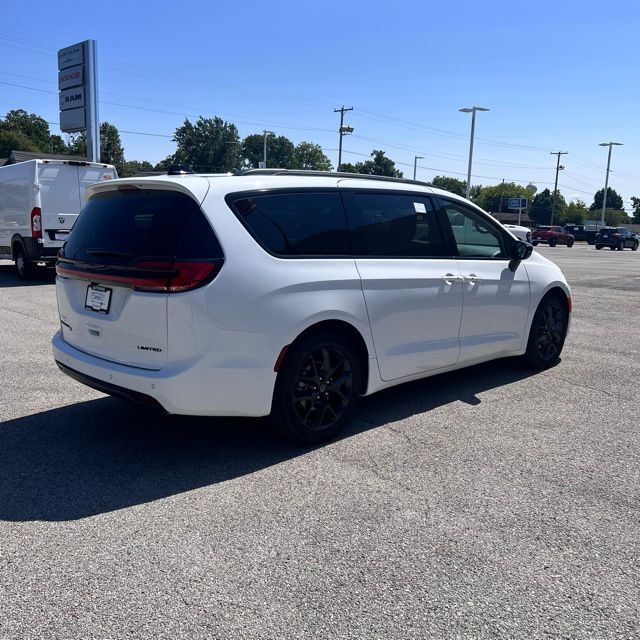 2026 Chrysler Pacifica Limited Herrin IL