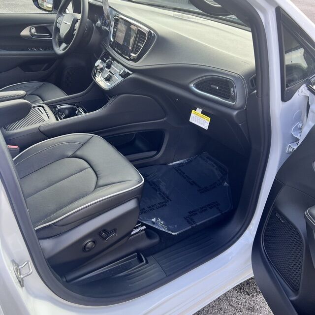 2026 Chrysler Pacifica Limited Herrin IL