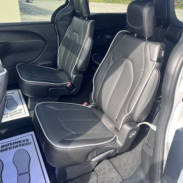 2026 Chrysler Pacifica Limited Herrin IL