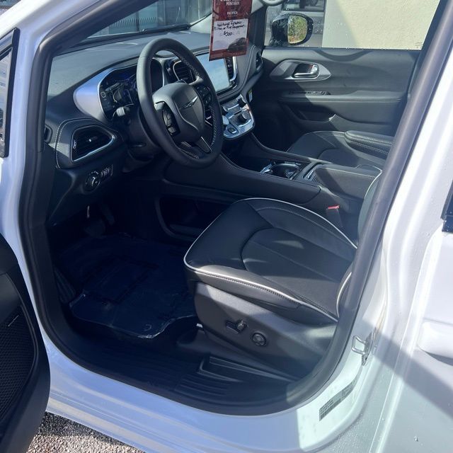 2026 Chrysler Pacifica Limited Herrin IL