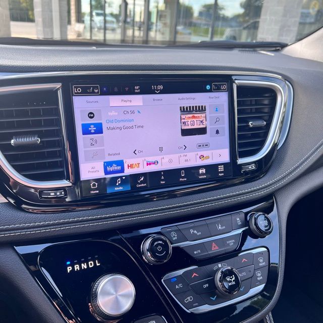 2026 Chrysler Pacifica Limited Herrin IL