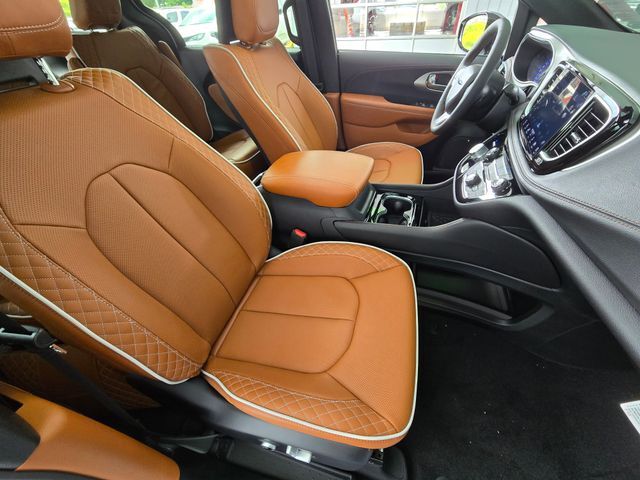 2026 Chrysler Pacifica Pinnacle Folsom CA