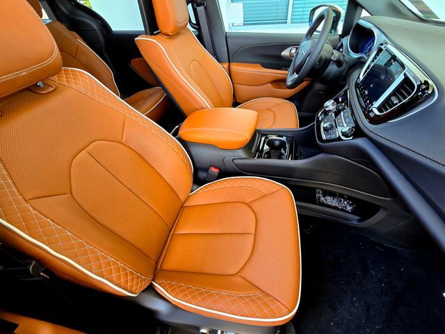 2026 Chrysler Pacifica Pinnacle Folsom CA