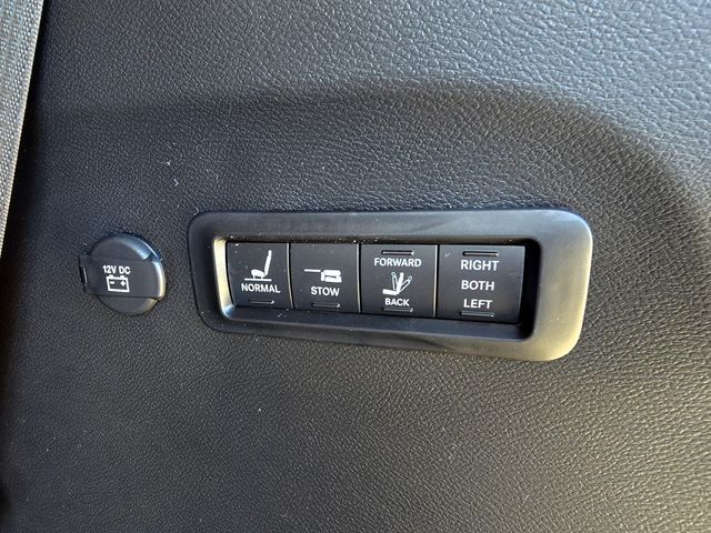 2026 Chrysler Pacifica Pinnacle Folsom CA