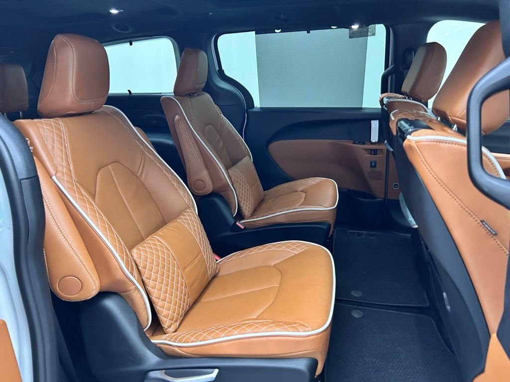 2026 Chrysler Pacifica Pinnacle Portland OR