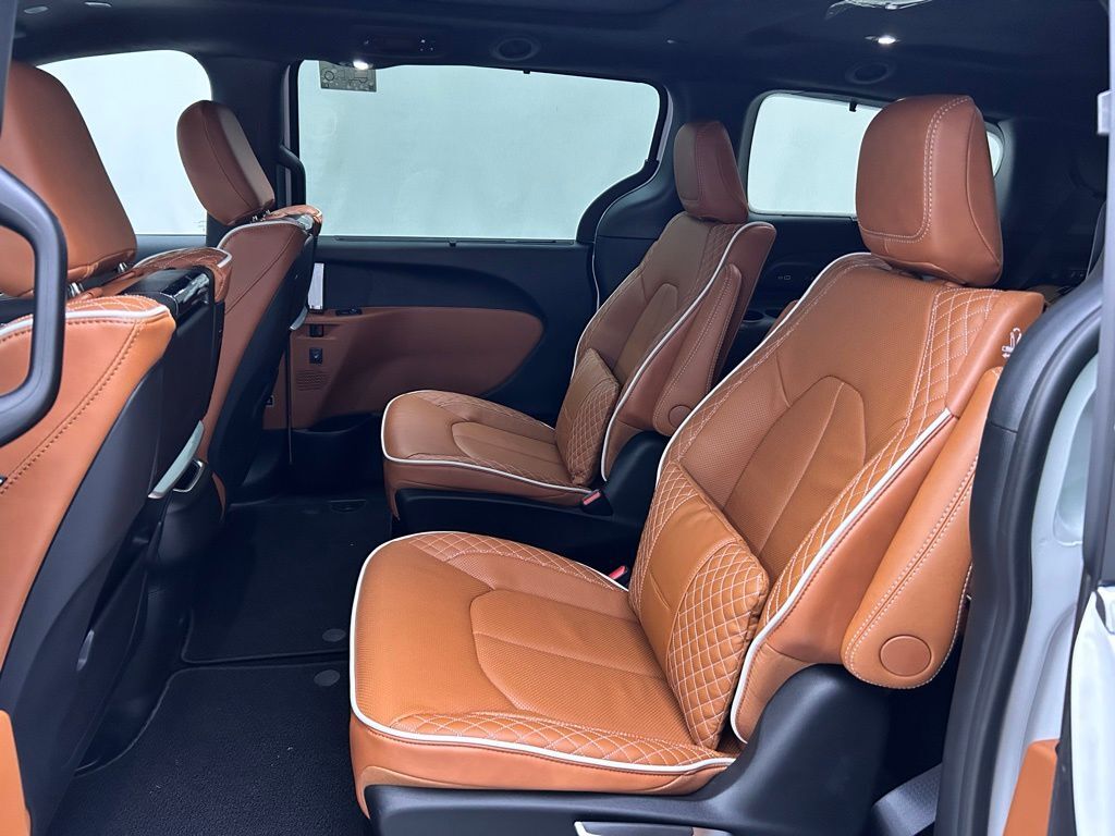 2026 Chrysler Pacifica Pinnacle Portland OR