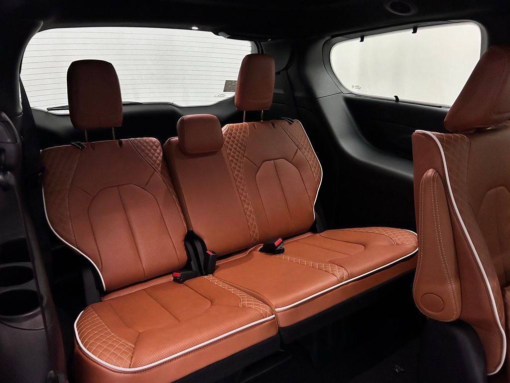 2026 Chrysler Pacifica Pinnacle Portland OR