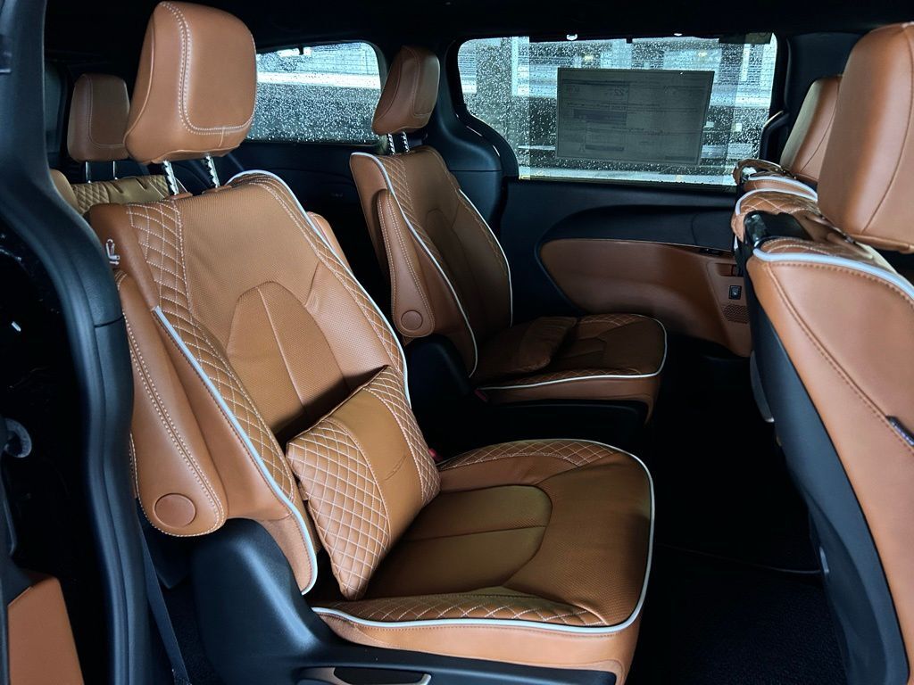 2026 Chrysler Pacifica Pinnacle Portland OR
