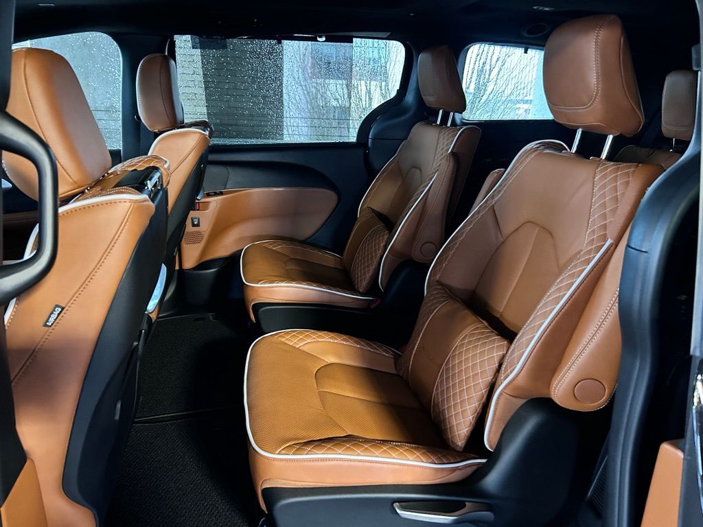 2026 Chrysler Pacifica Pinnacle Portland OR