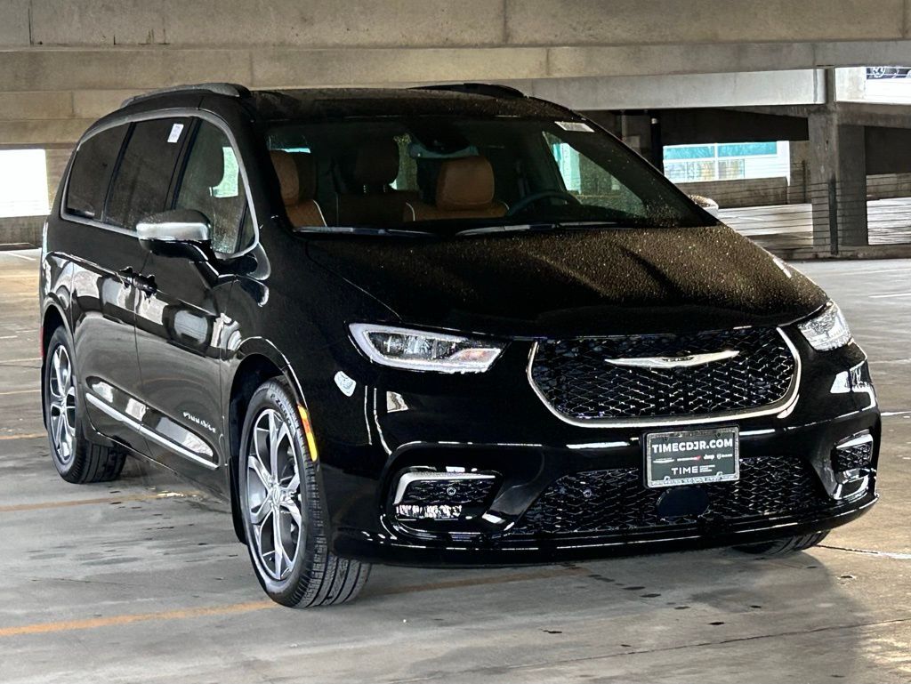 2026 Chrysler Pacifica Pinnacle Portland OR