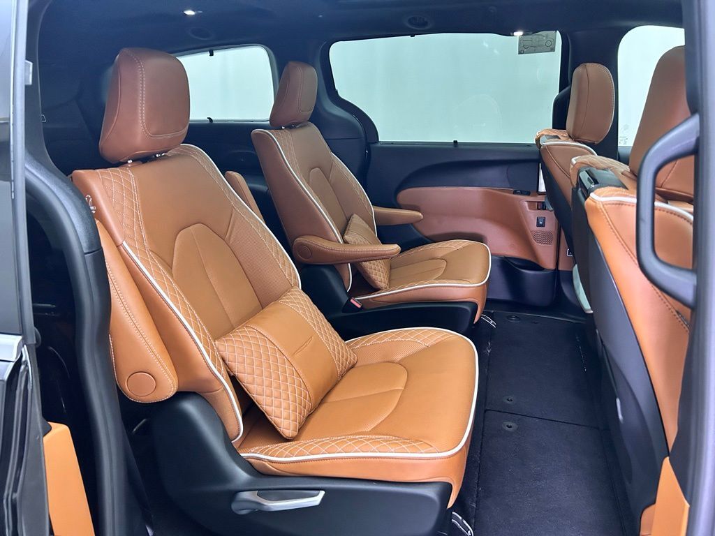 2026 Chrysler Pacifica Pinnacle Portland OR