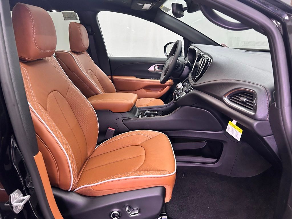 2026 Chrysler Pacifica Pinnacle Portland OR