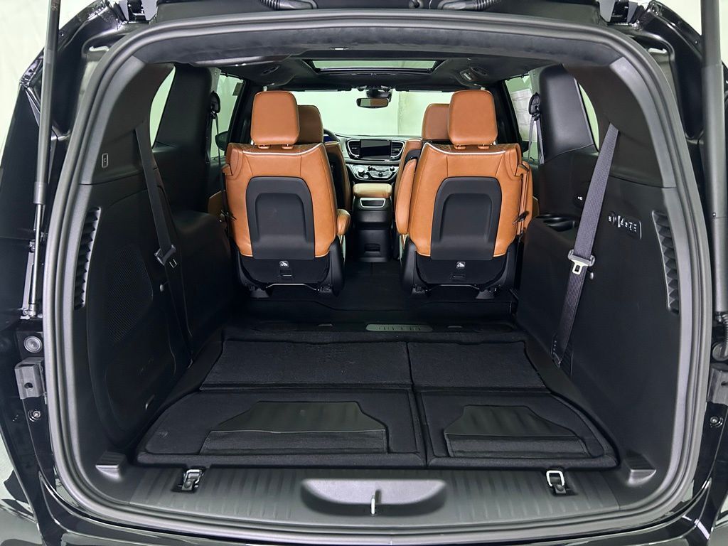 2026 Chrysler Pacifica Pinnacle Portland OR