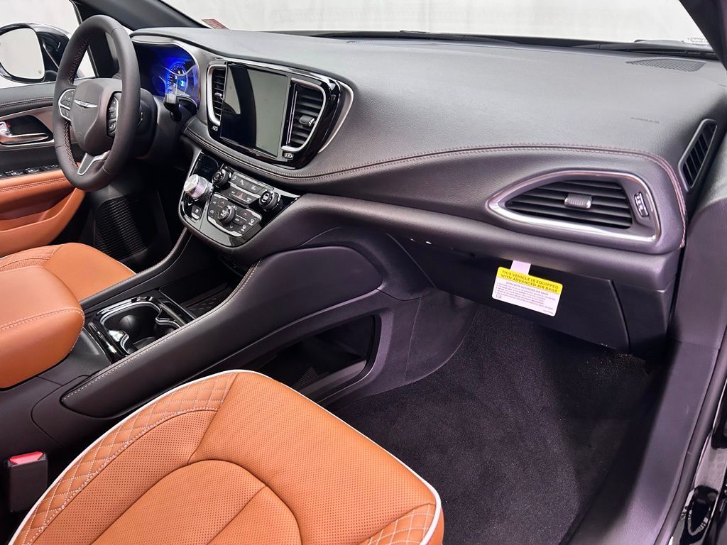 2026 Chrysler Pacifica Pinnacle Portland OR