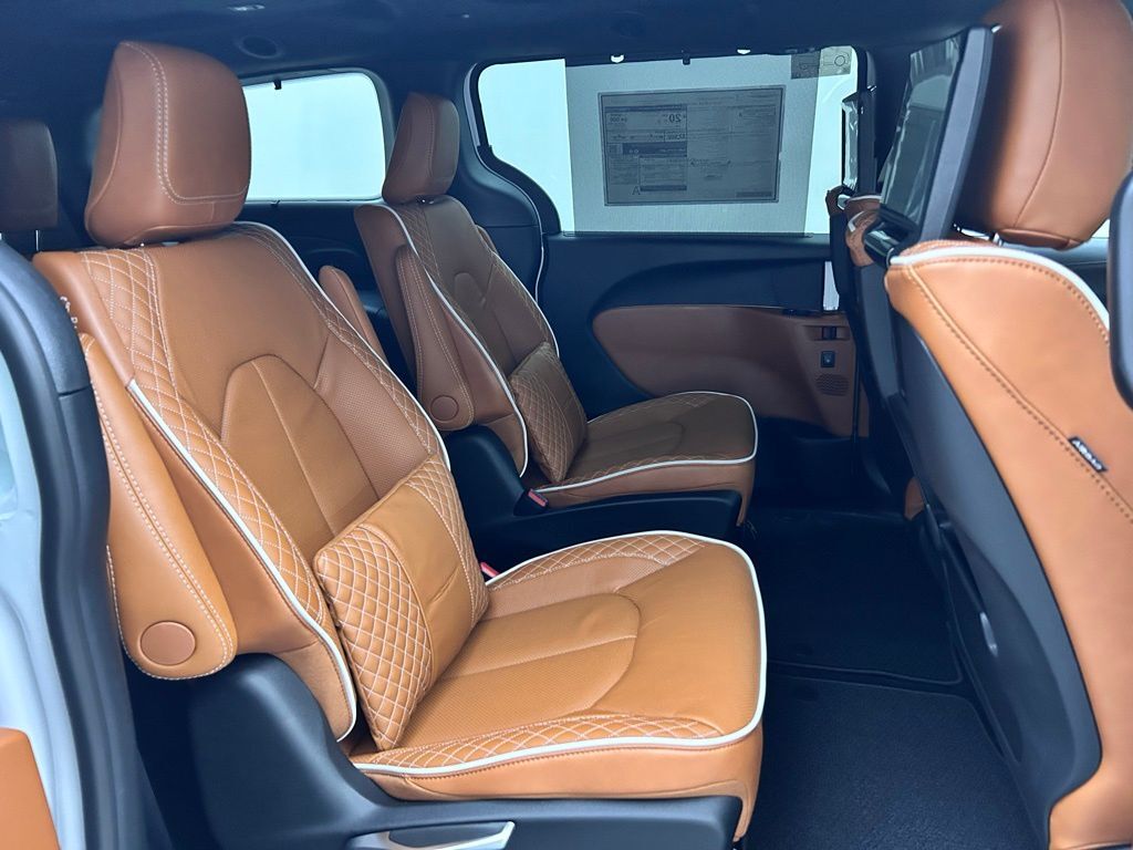 2026 Chrysler Pacifica Pinnacle Portland OR