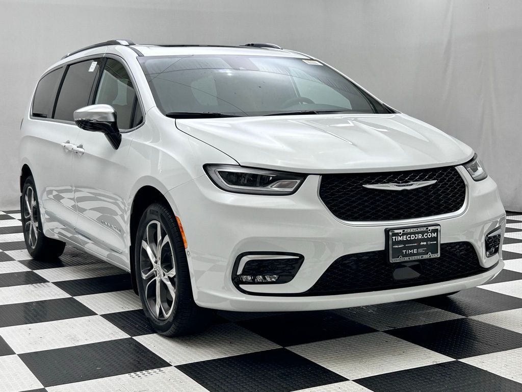 2026 Chrysler Pacifica Pinnacle Portland OR