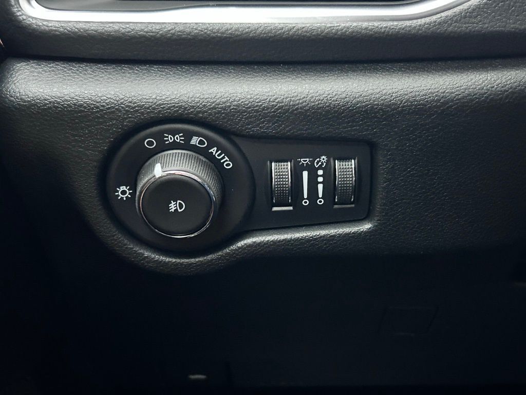 2026 Chrysler Pacifica Pinnacle Portland OR