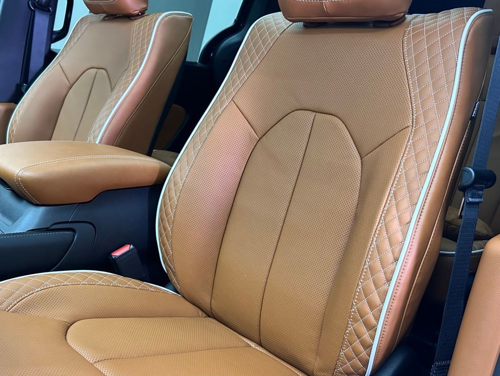 2026 Chrysler Pacifica Pinnacle Portland OR