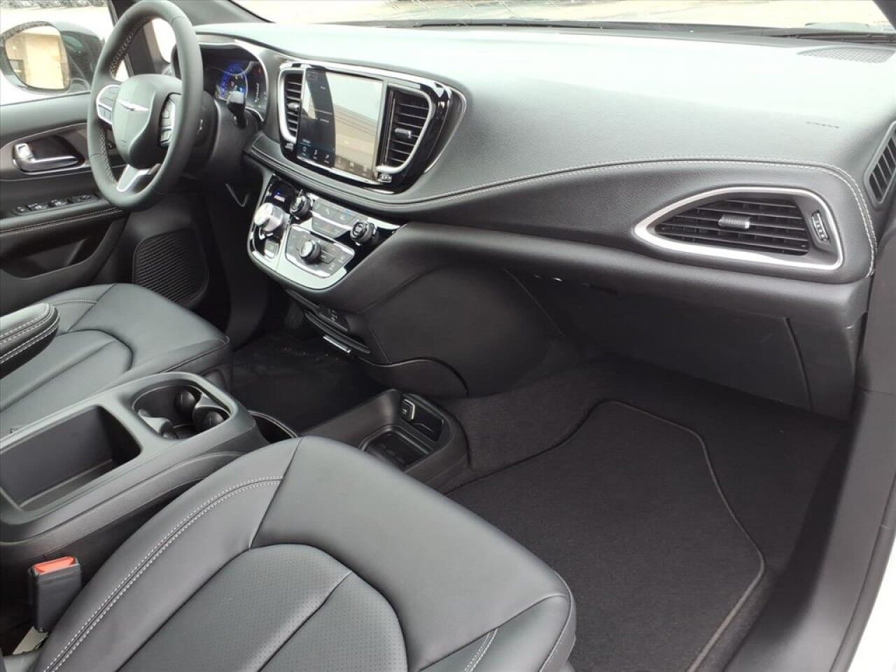 2026 Chrysler Pacifica Select Uvalde TX