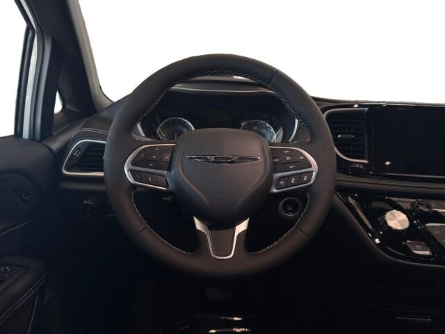 2026 Chrysler Pacifica Select Burnet TX