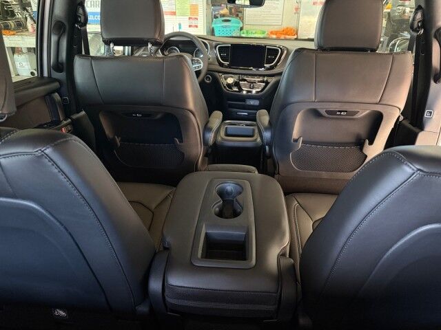 2026 Chrysler Pacifica Select Burnet TX