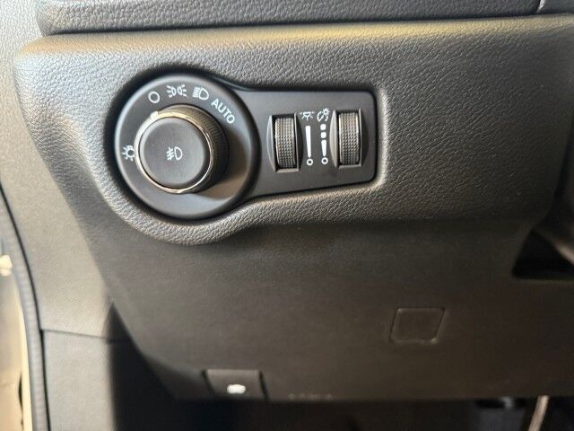 2026 Chrysler Pacifica Select Burnet TX