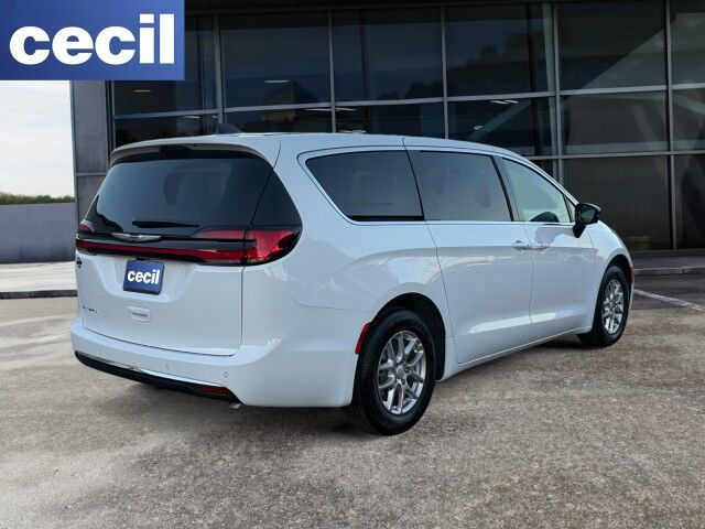 2026 Chrysler Pacifica Select Burnet TX