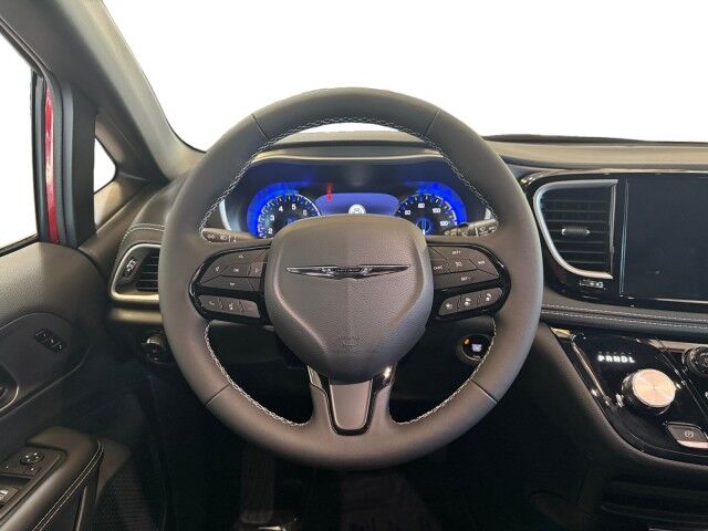 2026 Chrysler Pacifica Select  TX