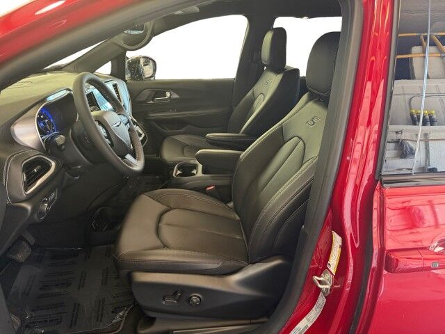 2026 Chrysler Pacifica Select  TX