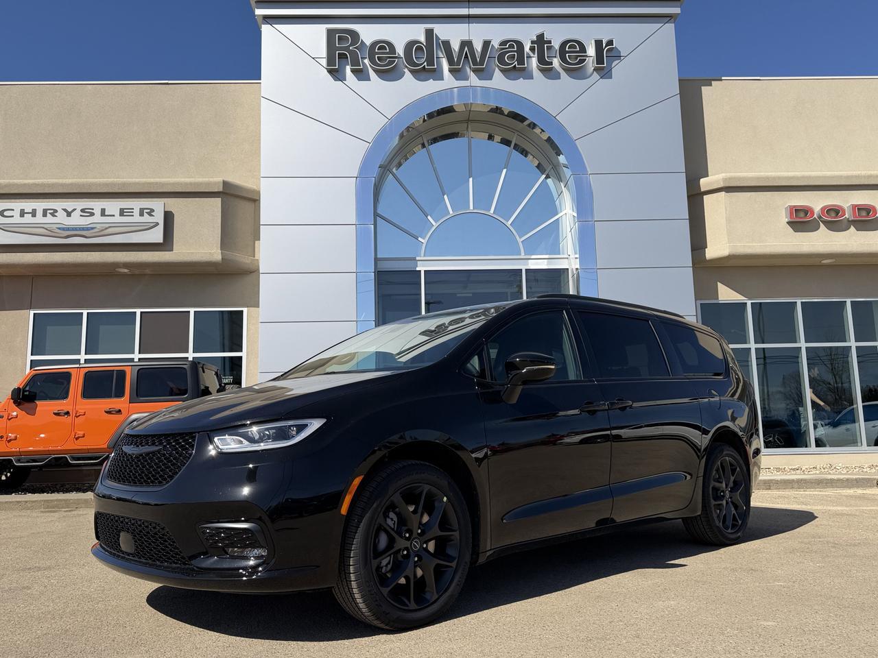 2026 Chrysler Pacifica Select AWD