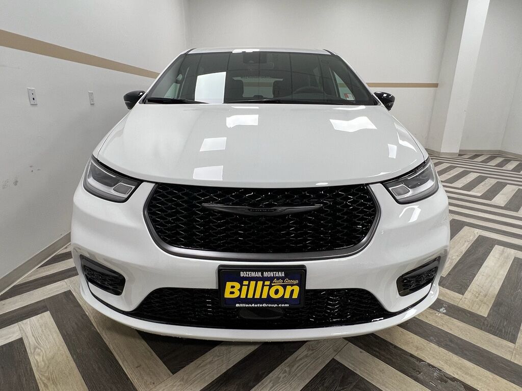 2026 Chrysler Pacifica Select Bozeman MT