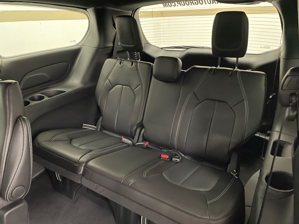 2026 Chrysler Pacifica Select Bozeman MT