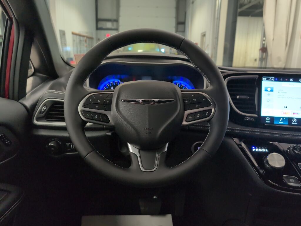 2026 Chrysler Pacifica Select Bozeman MT