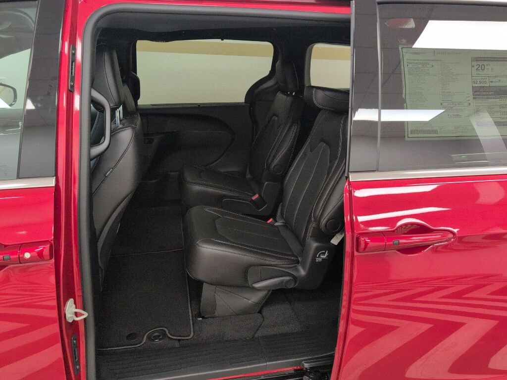 2026 Chrysler Pacifica Select Bozeman MT