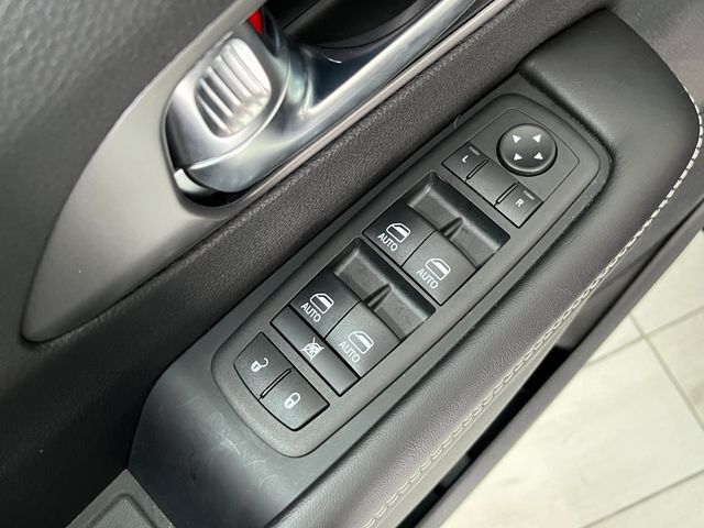 2026 Chrysler Pacifica Select Carrollton TX