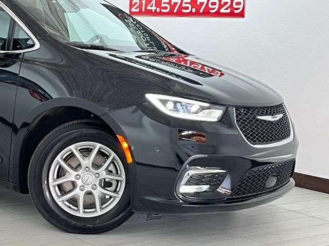 2026 Chrysler Pacifica Select Carrollton TX