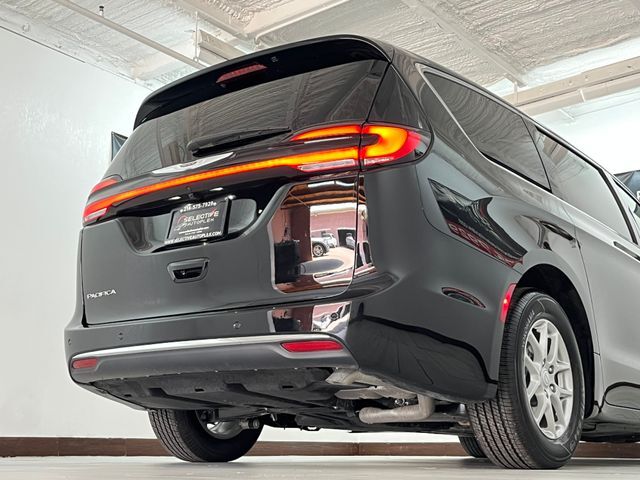 2026 Chrysler Pacifica Select Carrollton TX