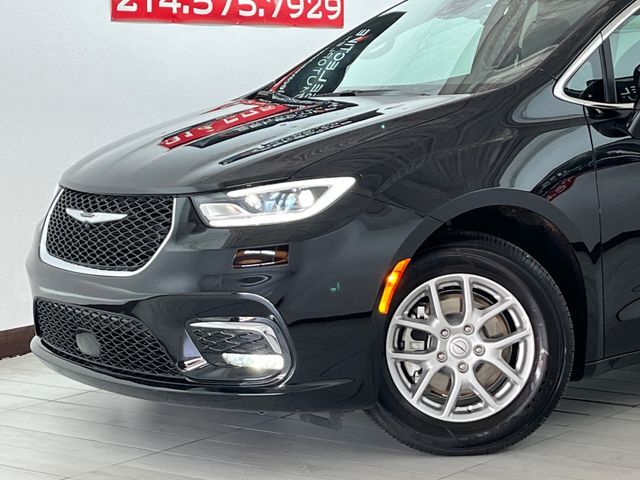 2026 Chrysler Pacifica Select Carrollton TX