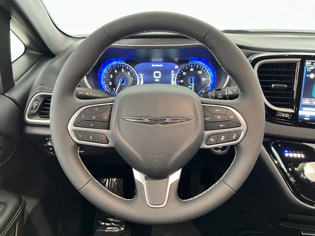 2026 Chrysler Pacifica Select Carrollton TX