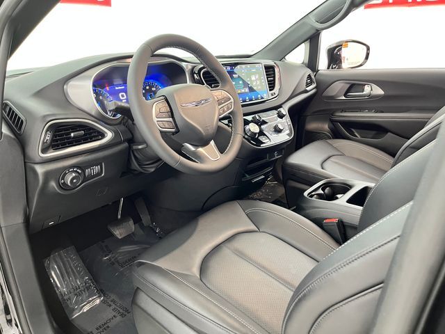 2026 Chrysler Pacifica Select Carrollton TX