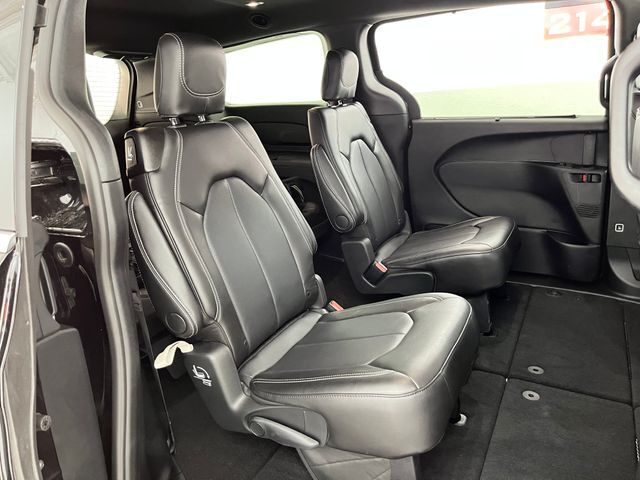 2026 Chrysler Pacifica Select Carrollton TX
