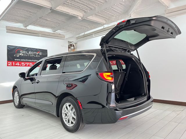 2026 Chrysler Pacifica Select Carrollton TX