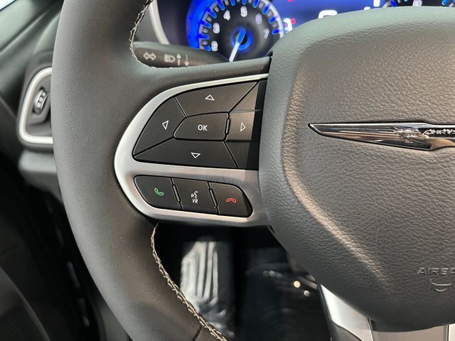 2026 Chrysler Pacifica Select Carrollton TX