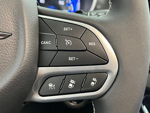 2026 Chrysler Pacifica Select Carrollton TX