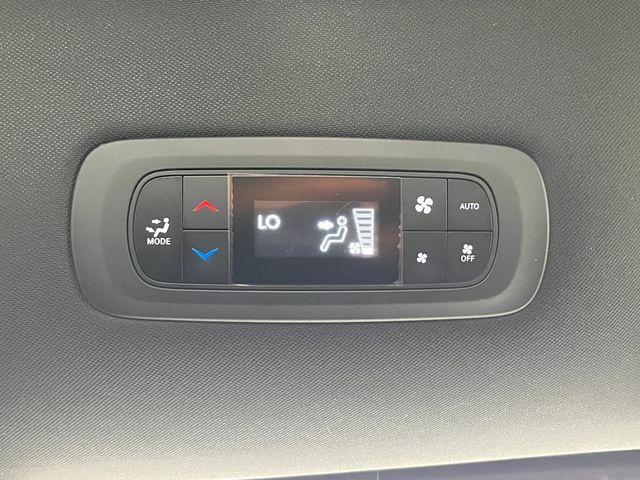 2026 Chrysler Pacifica Select Carrollton TX