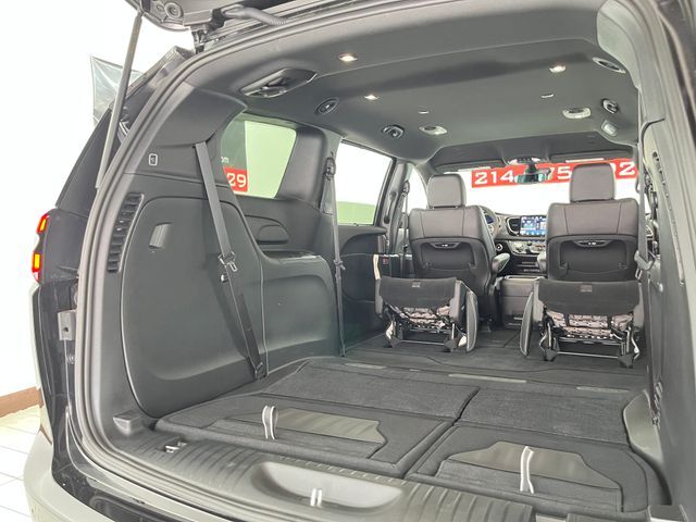 2026 Chrysler Pacifica Select Carrollton TX