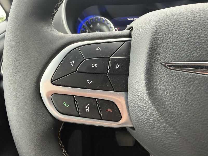 2026 Chrysler Pacifica Select Collinsville OK