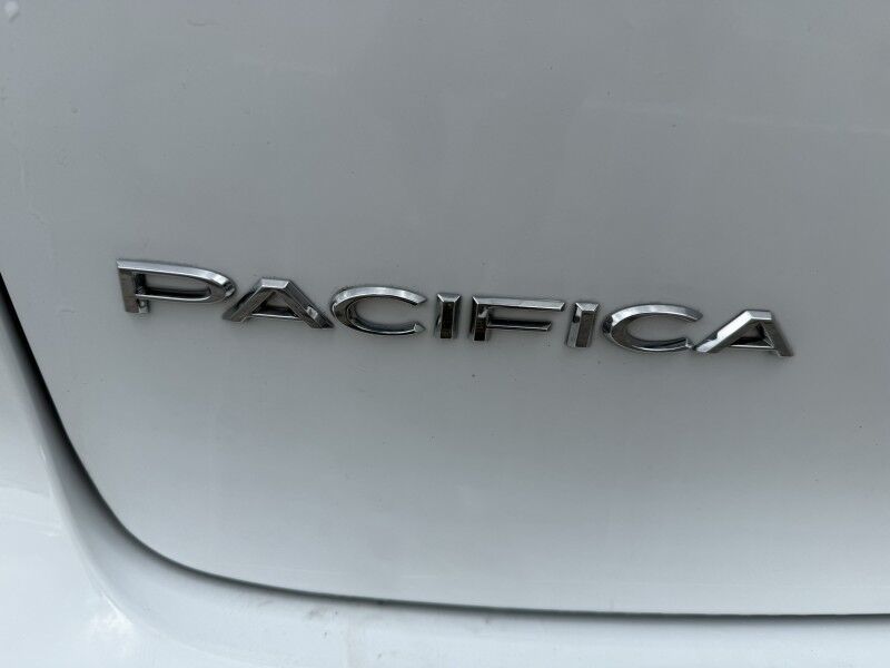 2026 Chrysler Pacifica Select Collinsville OK