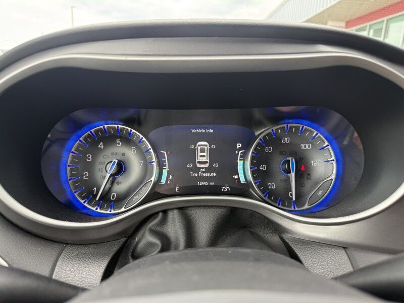 2026 Chrysler Pacifica Select Collinsville OK