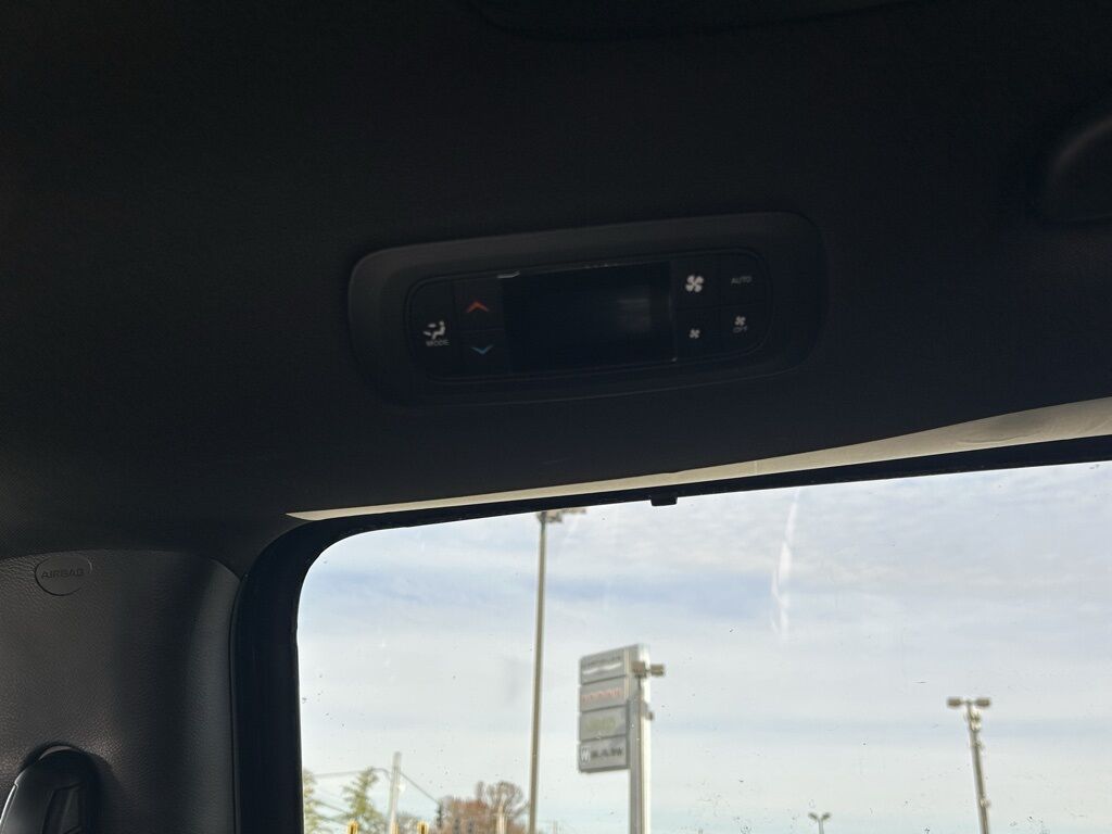 2026 Chrysler Pacifica Select Crestwood KY